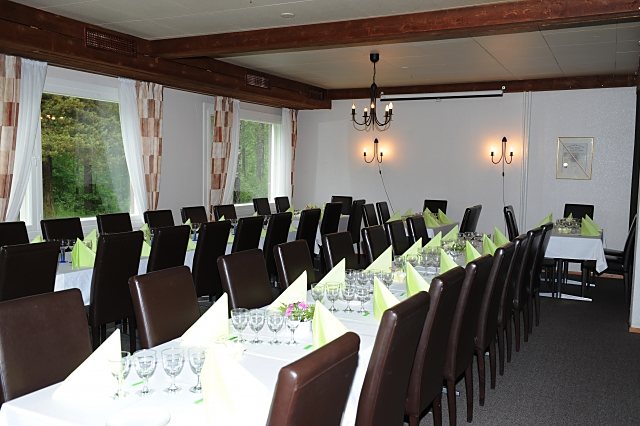 A set banquet hall at Otsolan Hovi